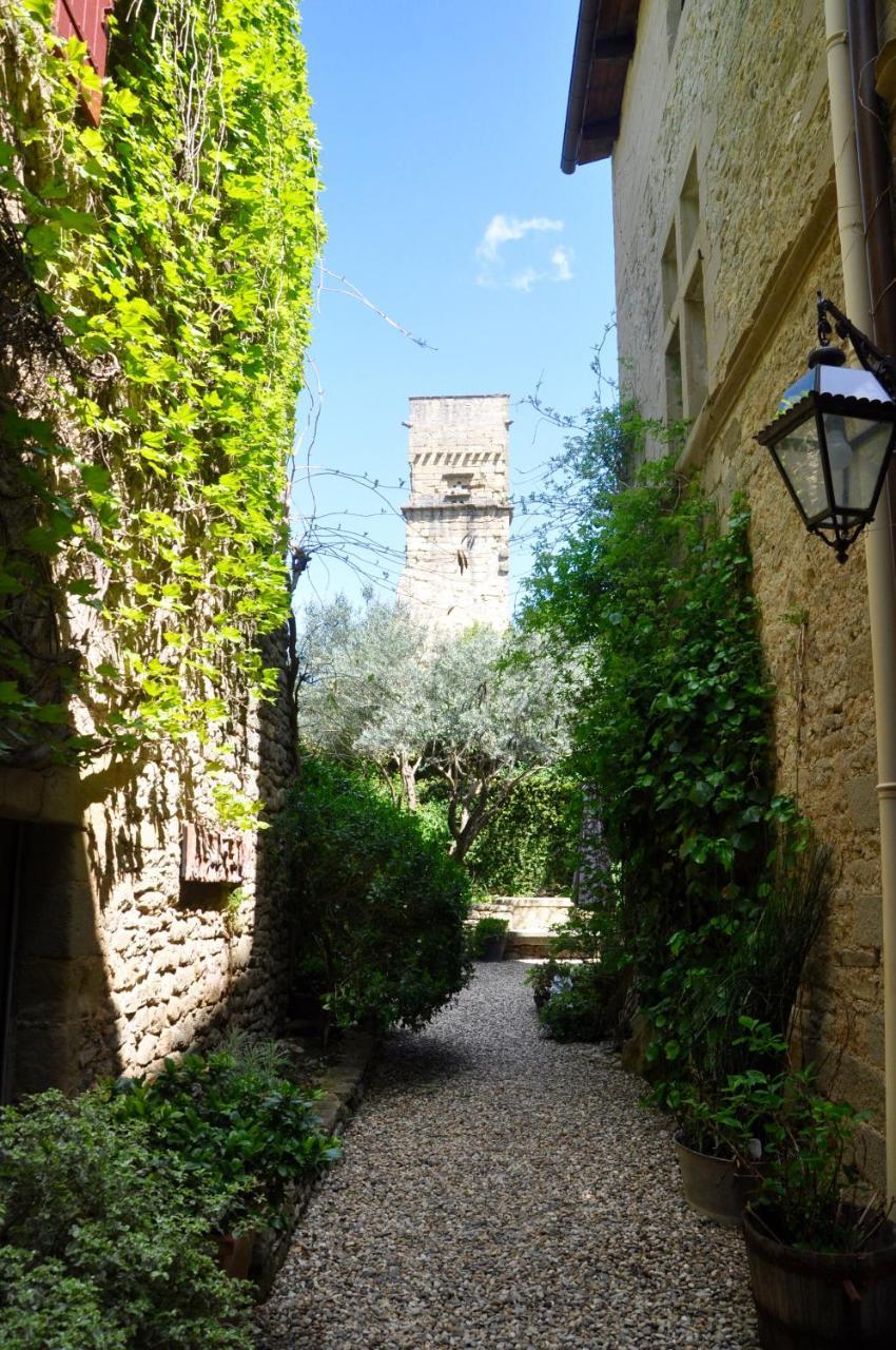 Monte Arena Bed and Breakfast Montaren-et-Saint-Médiers Exterior foto